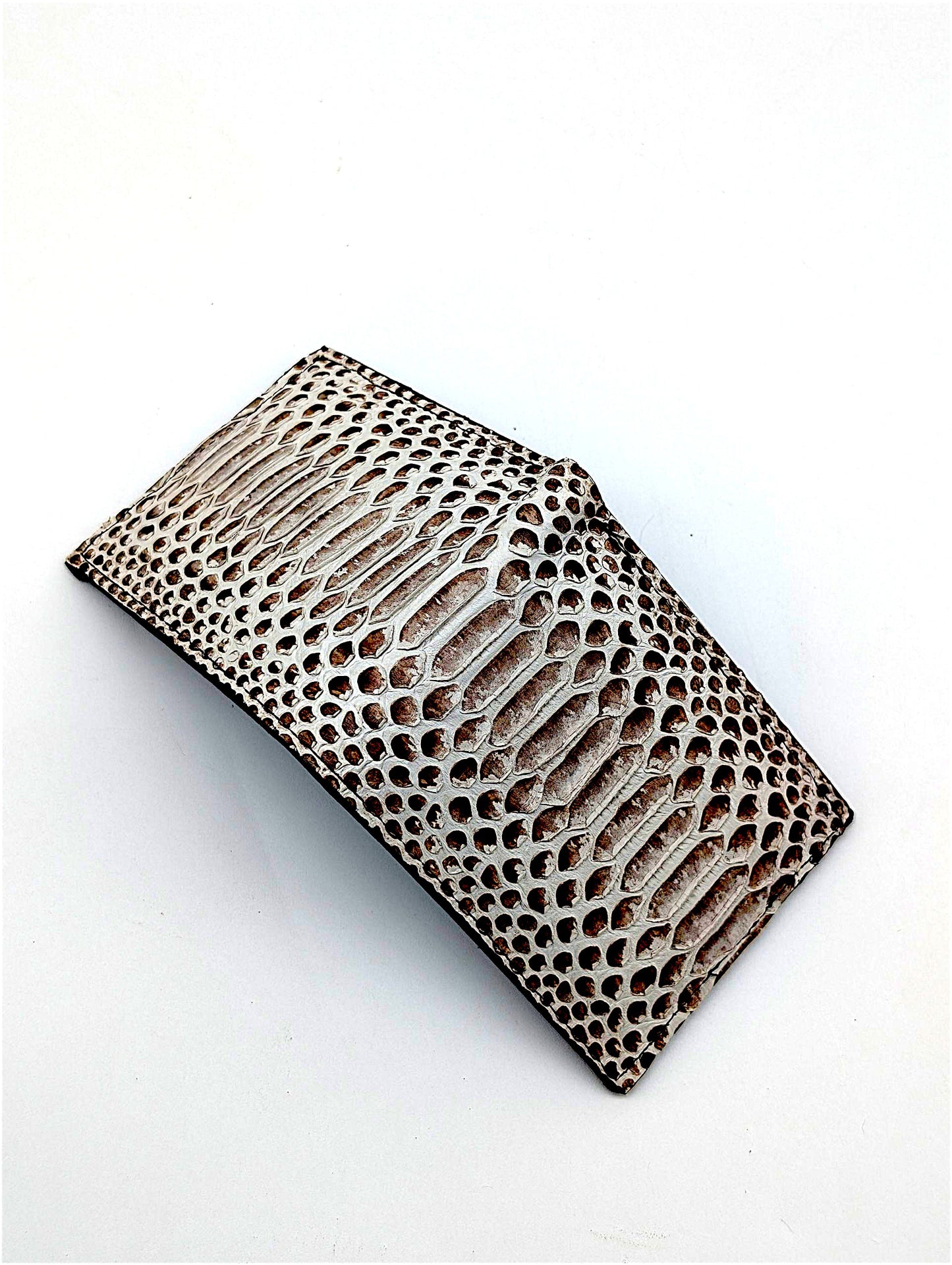 White Snakeskin Leather Bifold Wallet – 6 Card Slots – Luxury Exotic Leather Men’s Wallet