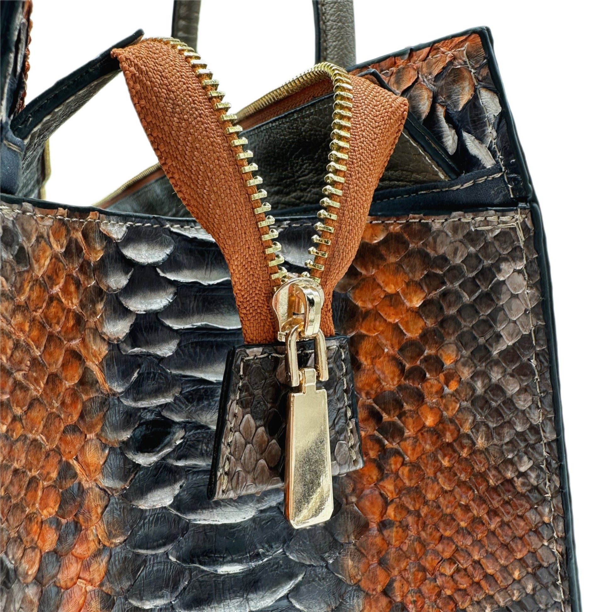 Amber Glow Snakeskin Tote - Sobék