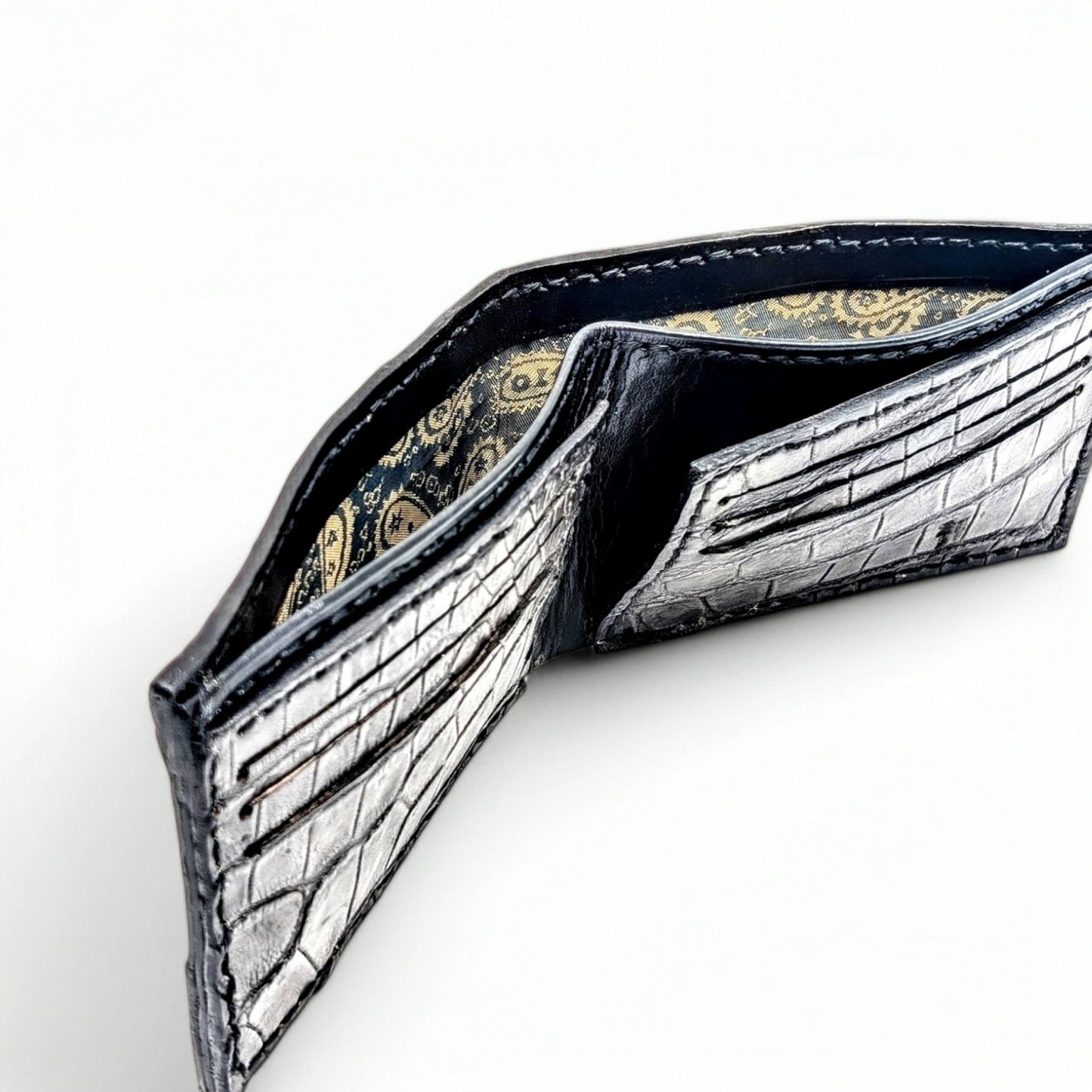 Men's Alligator Leather Wallet | Gift for him| Billfold Wallet | 6 card slot | Handmade Western Wallet | Cowboy Wallet| Sobek Leather
