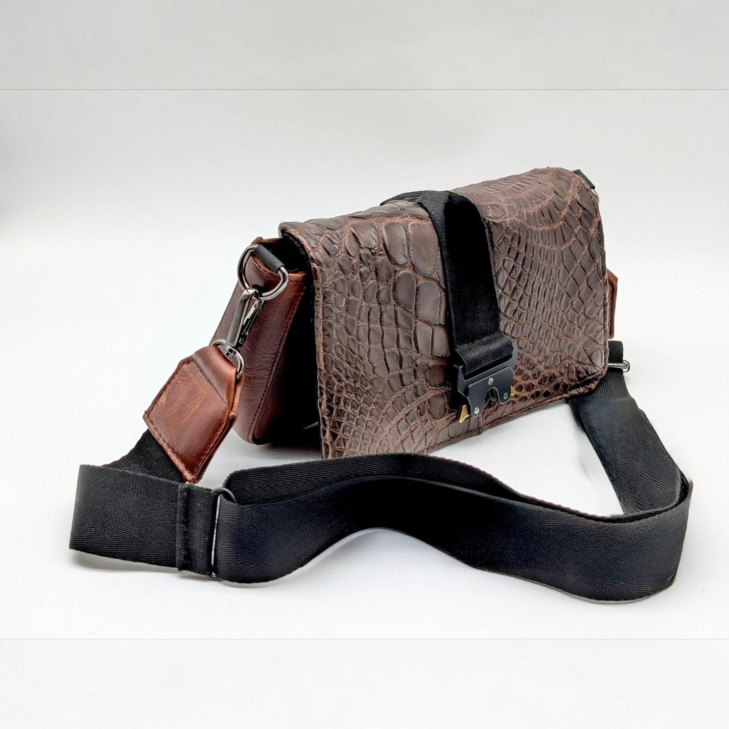 Alligator Leather Crossbody Bag, Tactical Buckle Purse, Handmade Exotic Leather Shoulder Bag, Luxury Brown Clutch, Artisan Unisex Gift
