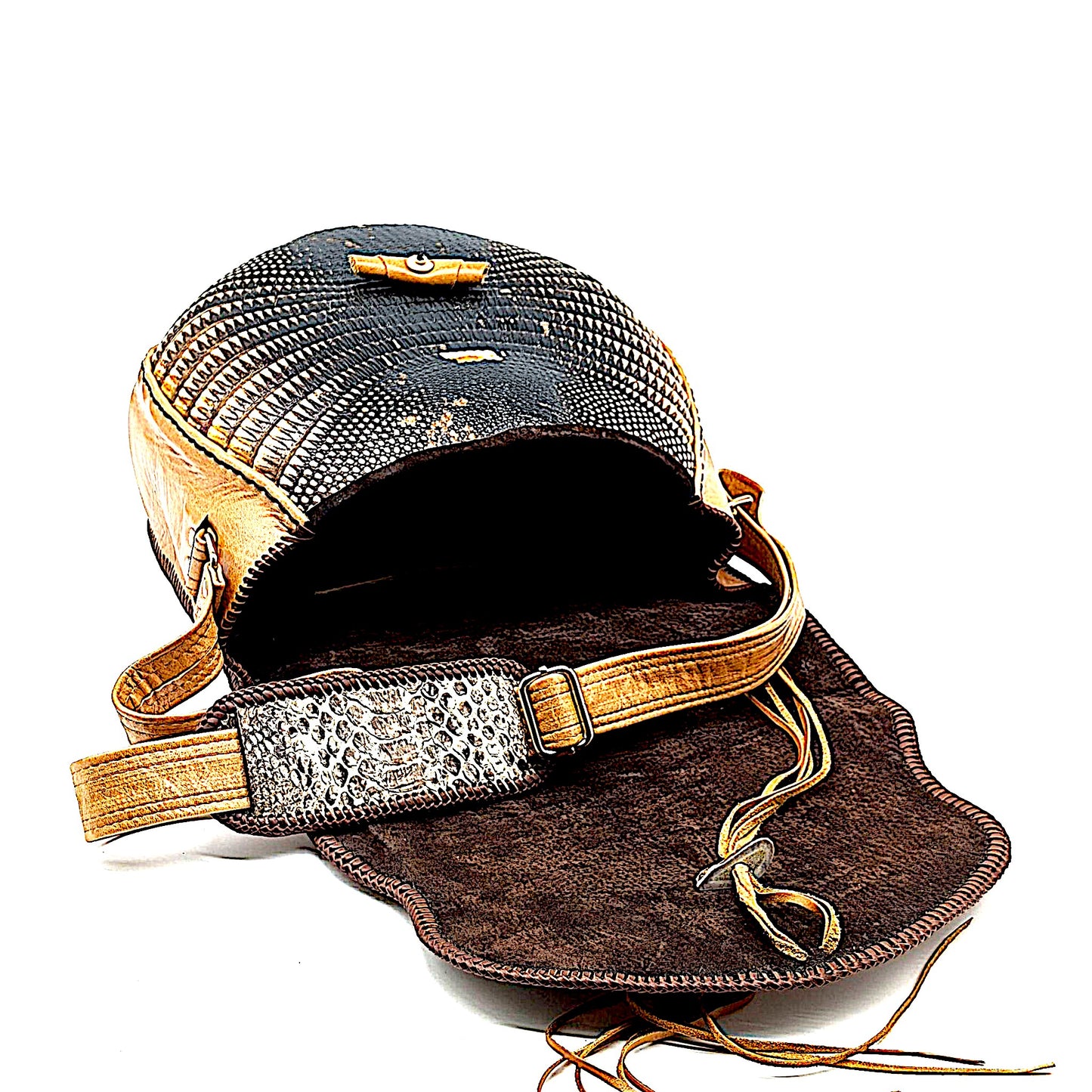 Bohemian Armadillo Shell Crossbody Bag| Snakeskin| Artisan Whipstitch Leather Bag| Antler Bone| Fringe| Southwestern Fashion