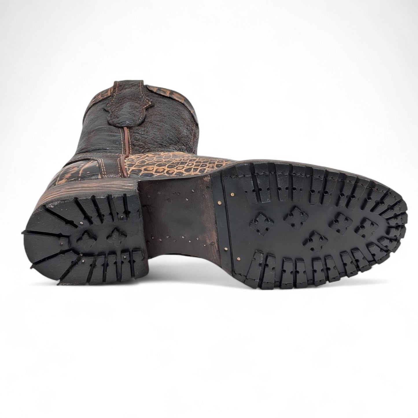 Sobek Leather – Men’s 14 US Genuine Alligator Hornback Cowboy Boots | Dubai Toe | Dark Brown Shaft | Goodyear Welt | Antique Lug Sole