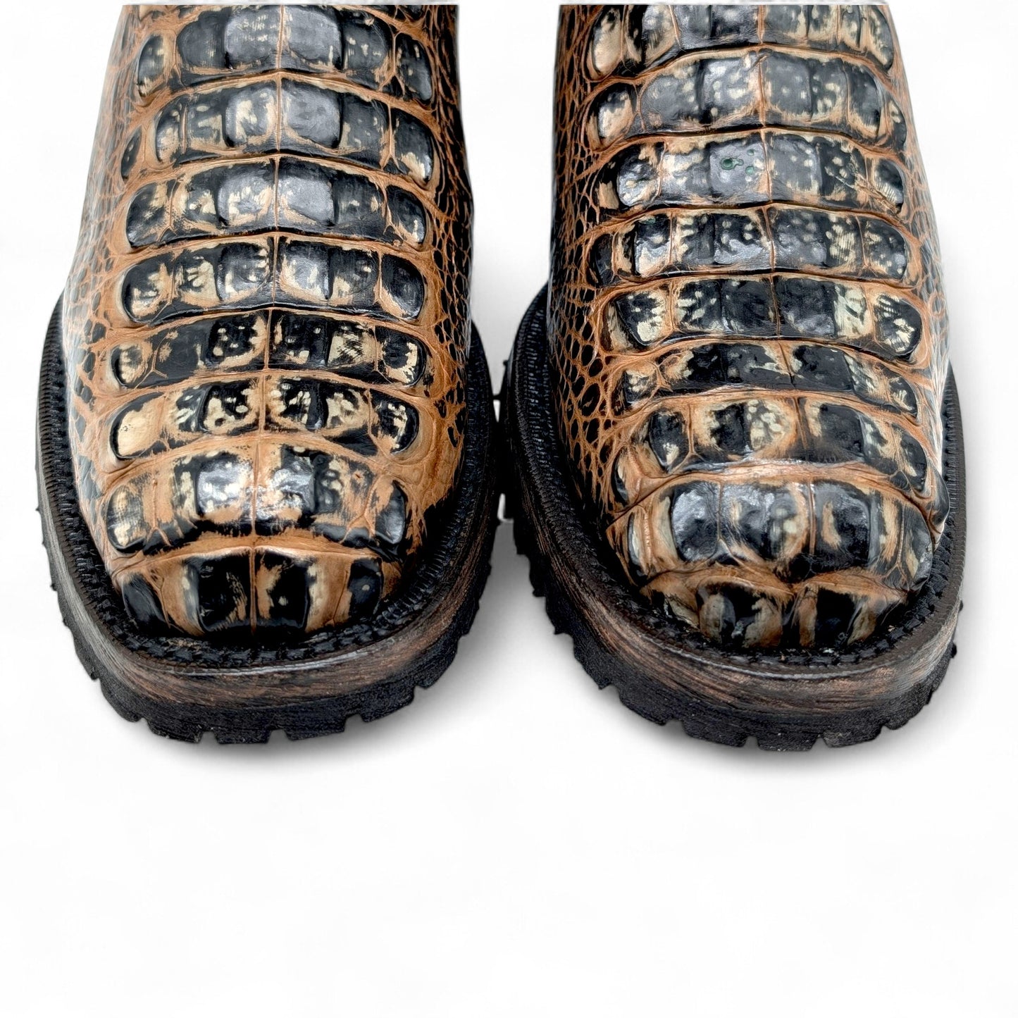Sobek Leather – Men’s 14 US Genuine Alligator Hornback Cowboy Boots | Dubai Toe | Dark Brown Shaft | Goodyear Welt | Antique Lug Sole