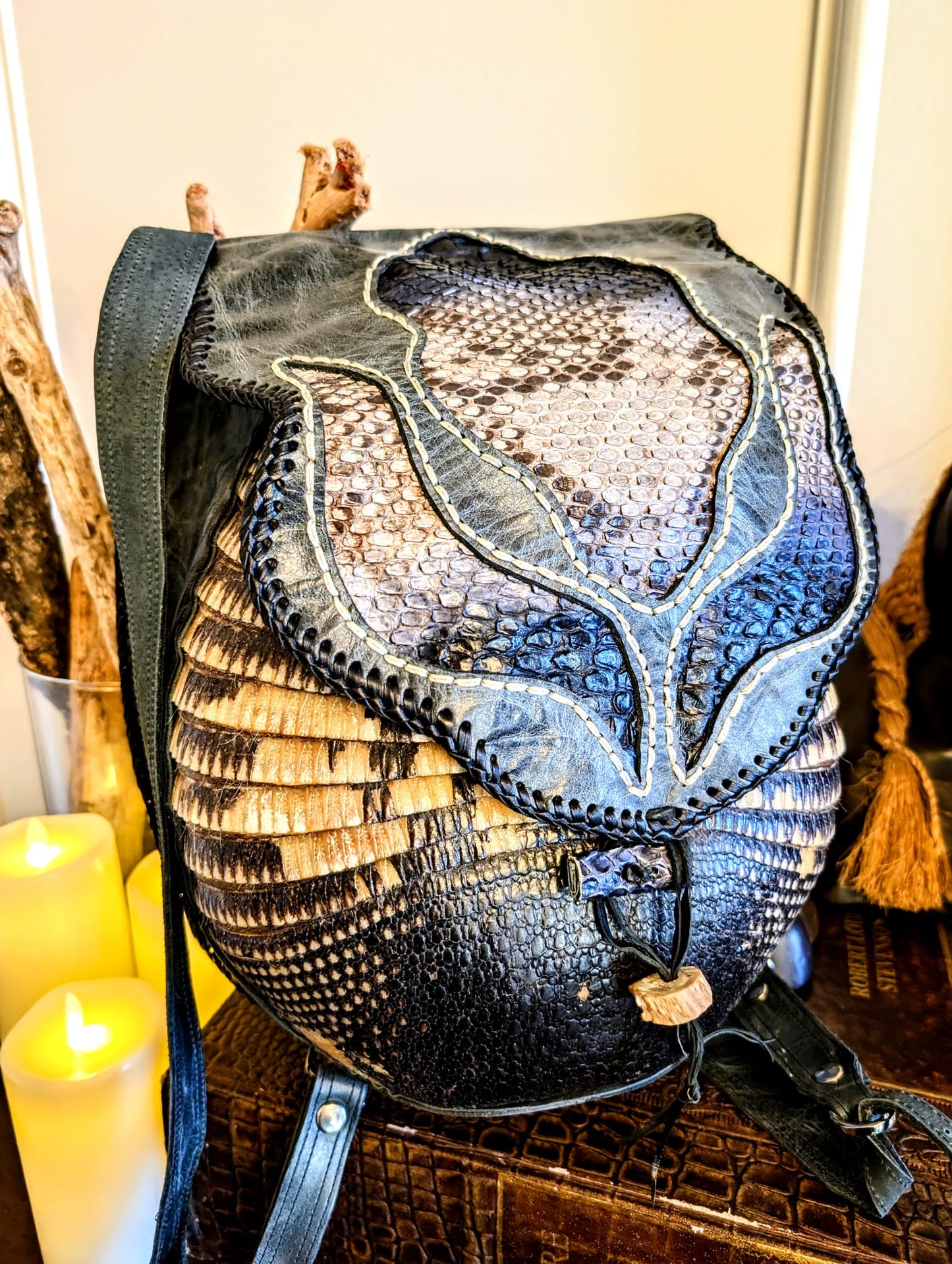 Bohemian Armadillo Snakeskin Whipstitch Leather Backpack with Antler Bone Closure, Bohemian Bag with Armadillo Shell and Fringe Charm - Sobék